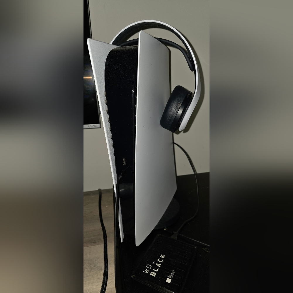 SOLD PS5 Digital Edition